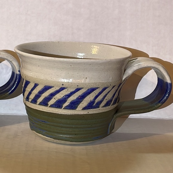 Handmade hand-painted coffee mugs (set of 2) - Picture 2 of 7